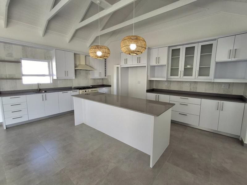 3 Bedroom Property for Sale in Golden Mile Western Cape